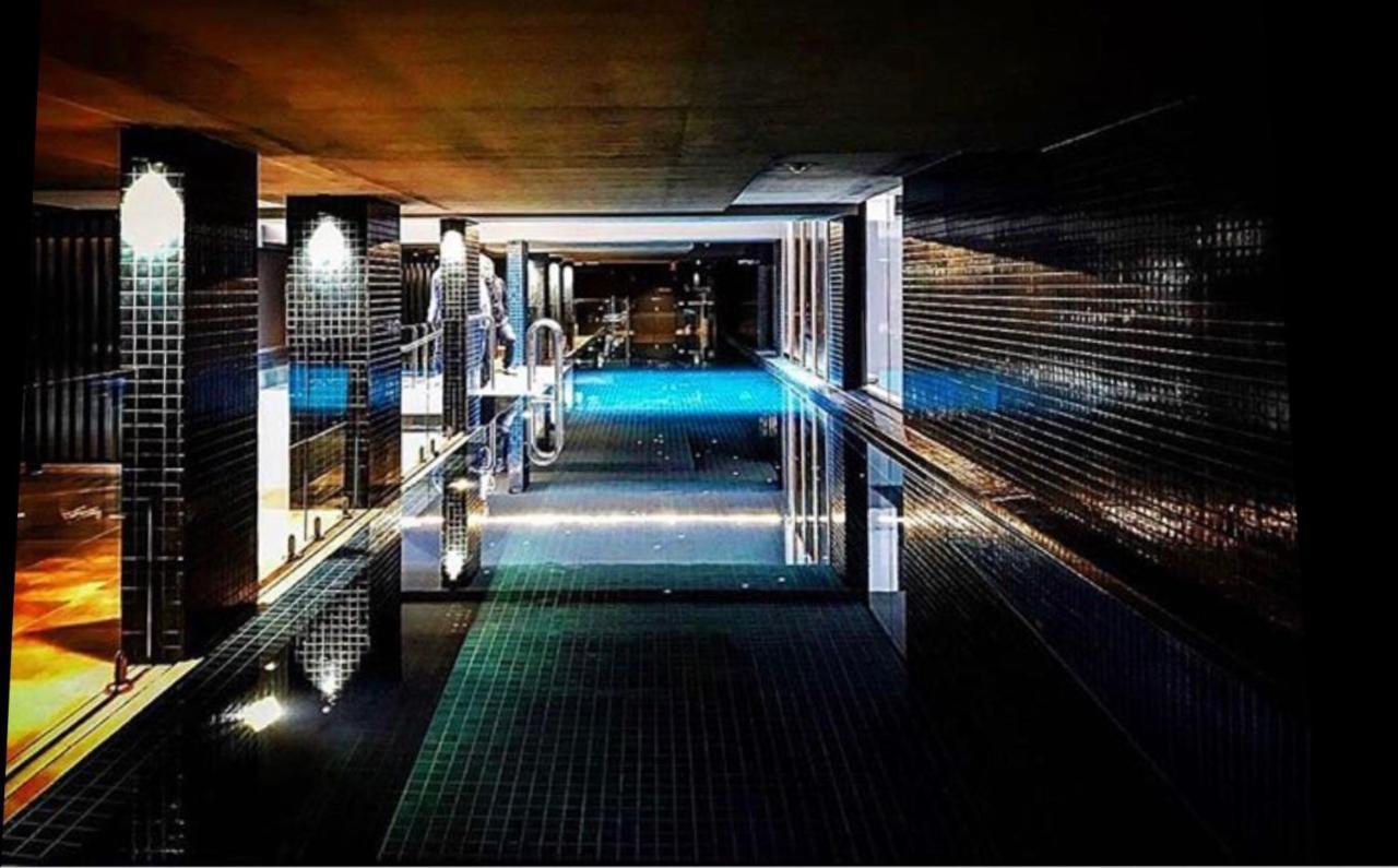 Midnight Luxe 1Br 1Bath Apartment 104 In The Heart Of Braddon Pool Sauna Secure Parking Wine Wifi Канбера Екстериор снимка